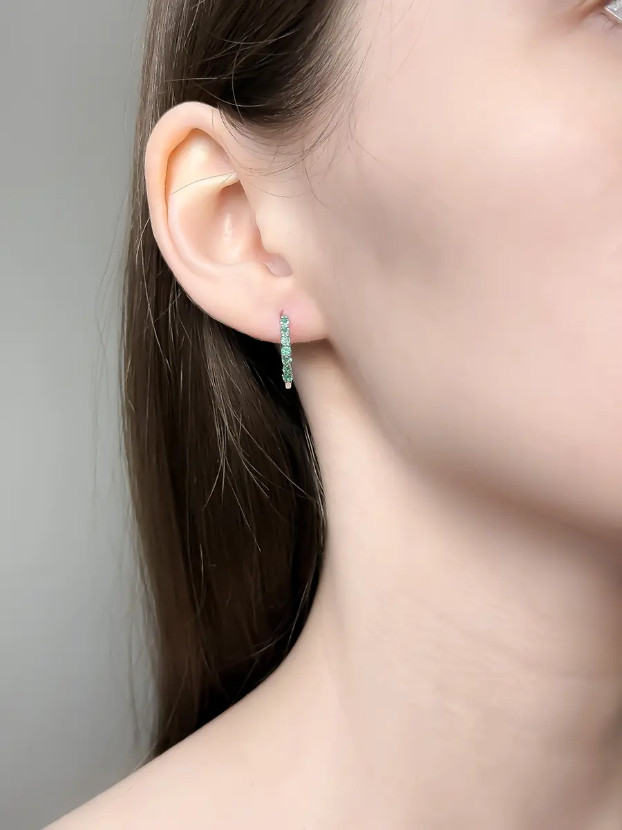 Купить Серьги с изумрудами природными, серебро 925, покрытие родий - Серьги, Серебро - 925 в интернет-магазине кристалл мечты в Москве